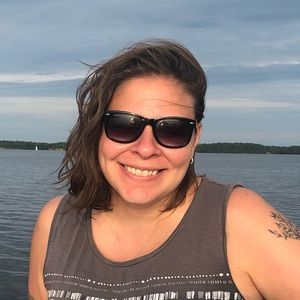 Meet your Posher, Carolyn